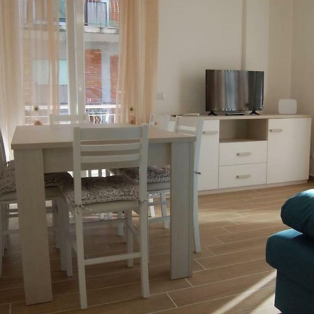 Ferienwohnung La Casa Di Nina Minturno Exterior foto